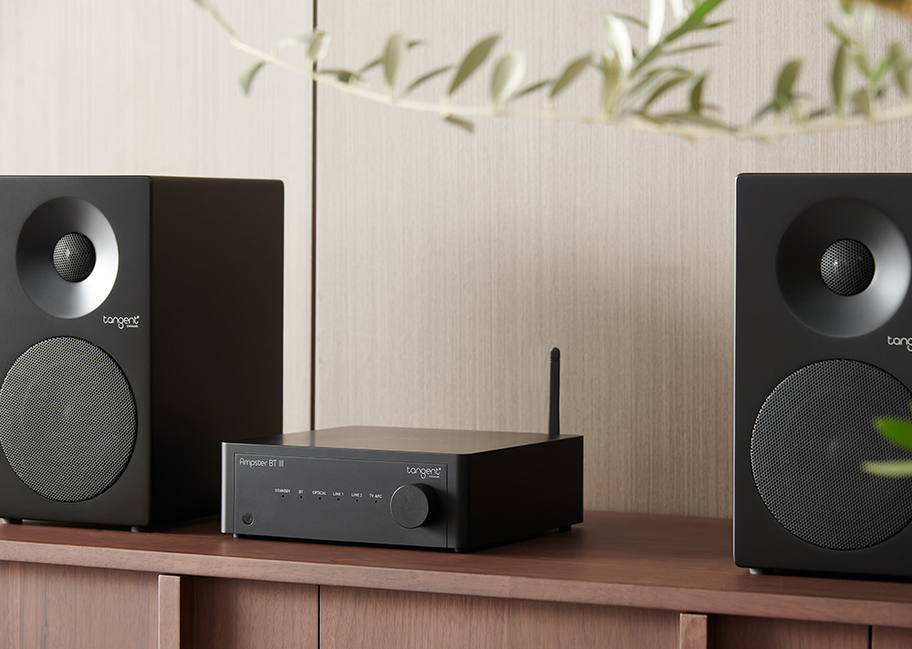 Amplifiers / Receivers / Players - Ampster BT III